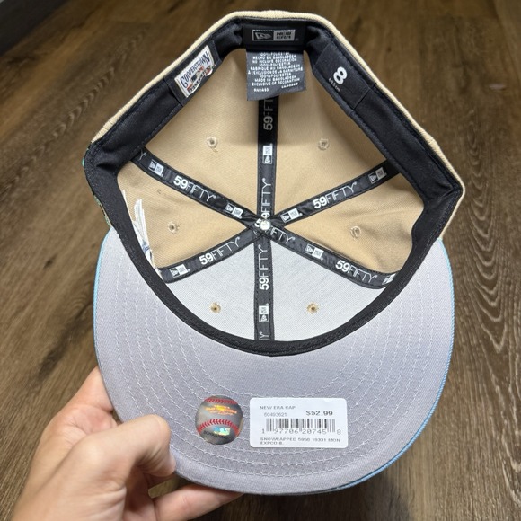 Montreal Expos Hat New Era Cap 8 59Fifty Snowcapped Patch Holiday Exclusive - Picture 8 of 8